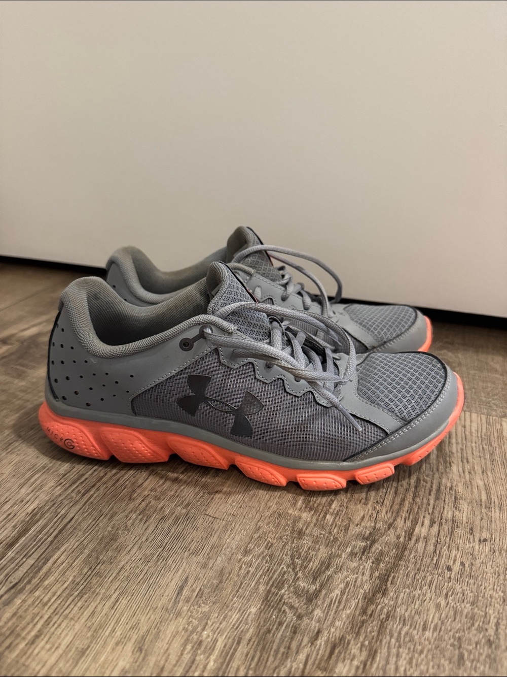 Under Armour Women’s Gray Sneakers with Coral Soles
